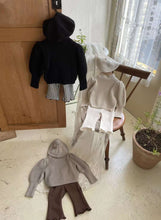 Load image into Gallery viewer, Girls Puff Ribbed Knit - Three Colours