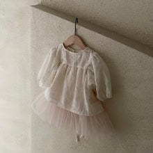 Load image into Gallery viewer, Chamomile Lace Blouse - Ivory