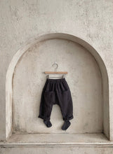 Load image into Gallery viewer, Pocket Muslin Pants - Chocolate
