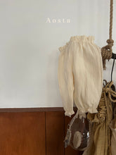 Load image into Gallery viewer, Bong Bong Pants - Ivory
